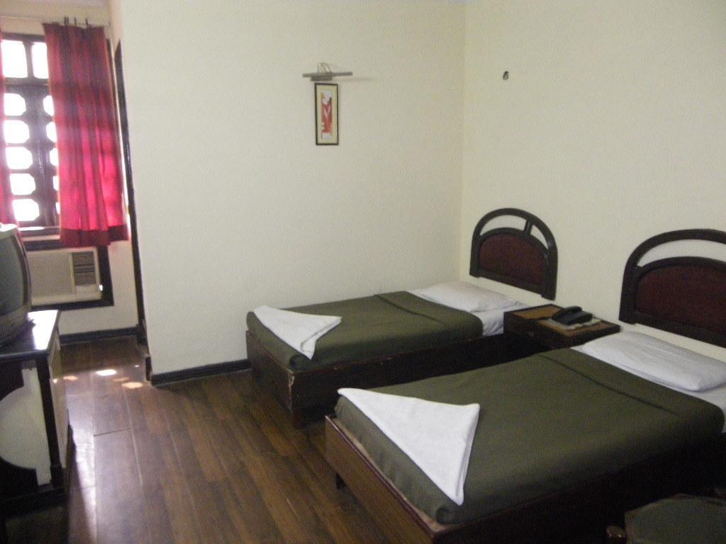 Hotel Metro Continental Delhi  Rum bild